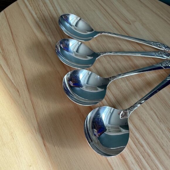 Oneida Evening Star Soup Spoons Round Gumbo Set Of 4 1950s Floral Pattern 7" - Picture 3 of 9